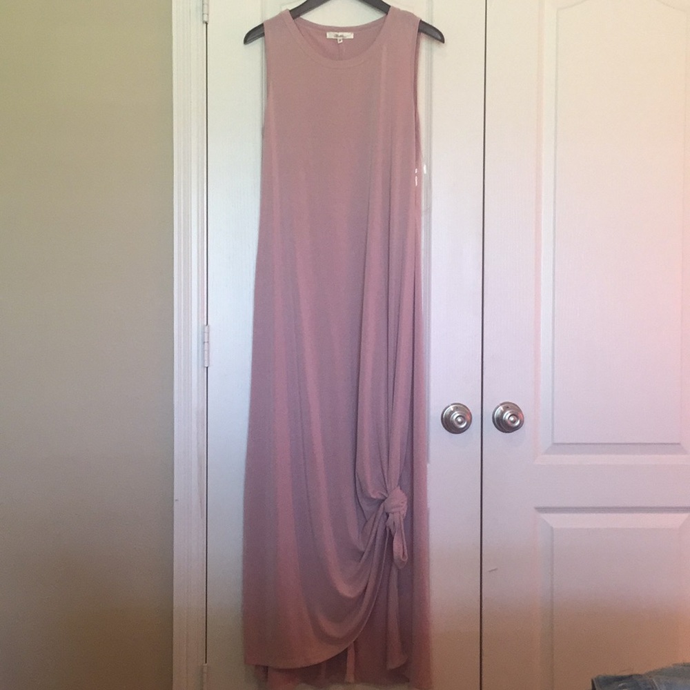 Andrée by Unit rose colored maxi dress.